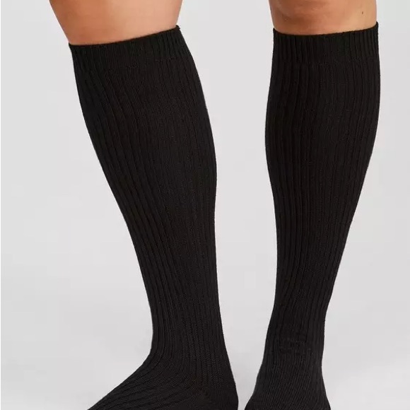 Torrid Black Ribbed Knee-High Compression Socks - Picture 1 of 6
